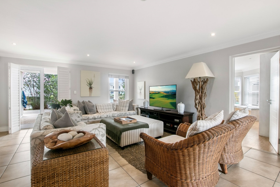 4 Bedroom Property for Sale in Thesen Islands Western Cape